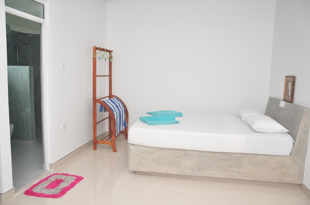 The Fence Bed & Breakfast Bentota Phòng bức ảnh
